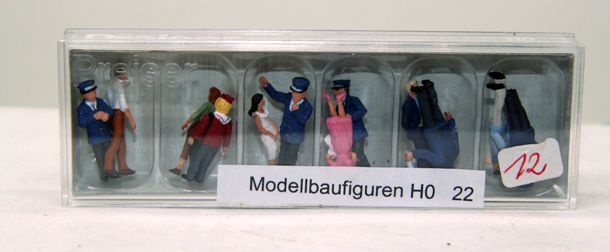 Modellbaufiguren-Set Nr. 22, Bahnpersonal, Passanten, 12 Stück für Spur H0, in Ersatzverpackung