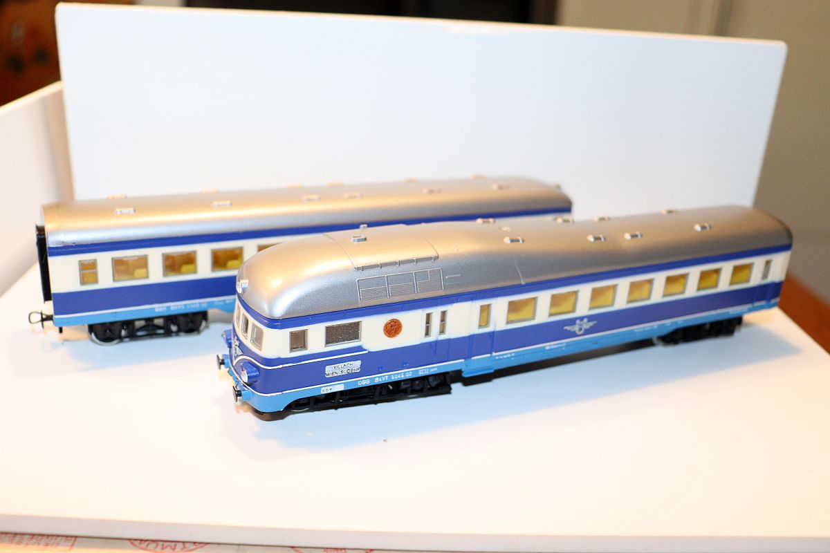 Kleinbahn SW20807, Diesel-Triebwagen blau/weiß, DC, Spur H0, 