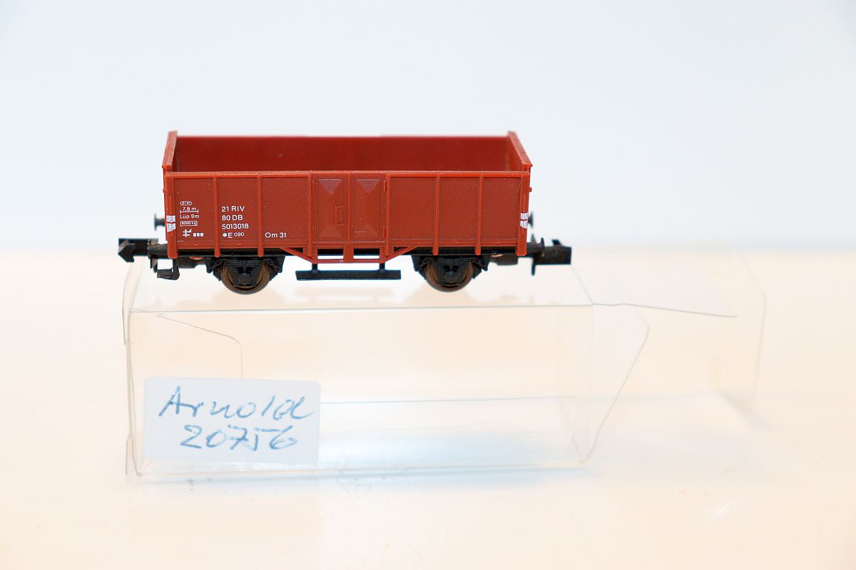 Arnold SW20756, Hochbordwagen, braun. "RIV", DC, Spur N, 