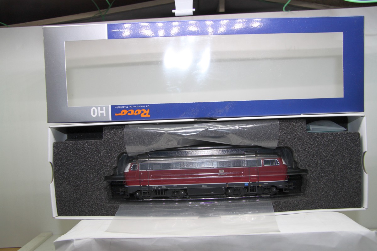 Roco 73730, Diesel locomotive 210 003 DB, DC,