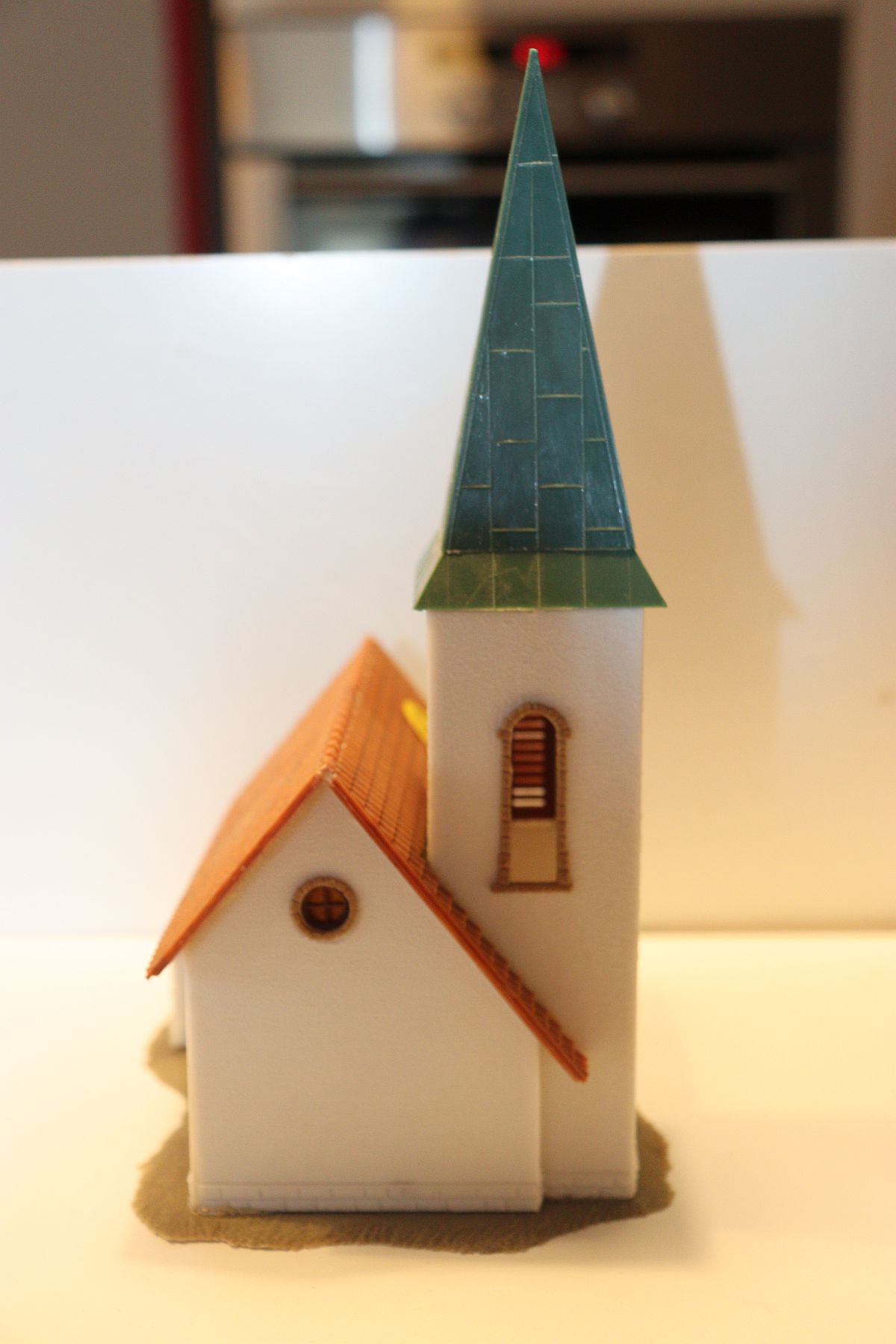 Model SW20676, large church with square steeple, (already assembled from kit), for H0 scale