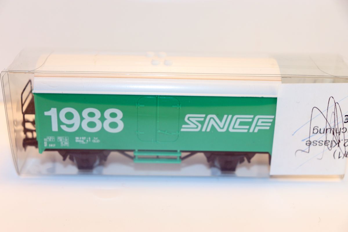 Märklin 4488, Wagen Set 50 Jahre SNCF, 3 verschiedene gedeckte Güterwagen