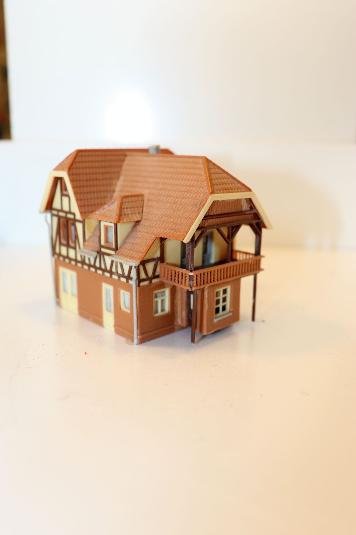 Model building SW21149, rural residential house (already assembled from a kit, the item comes from a dismantled layout), for N gauge, 