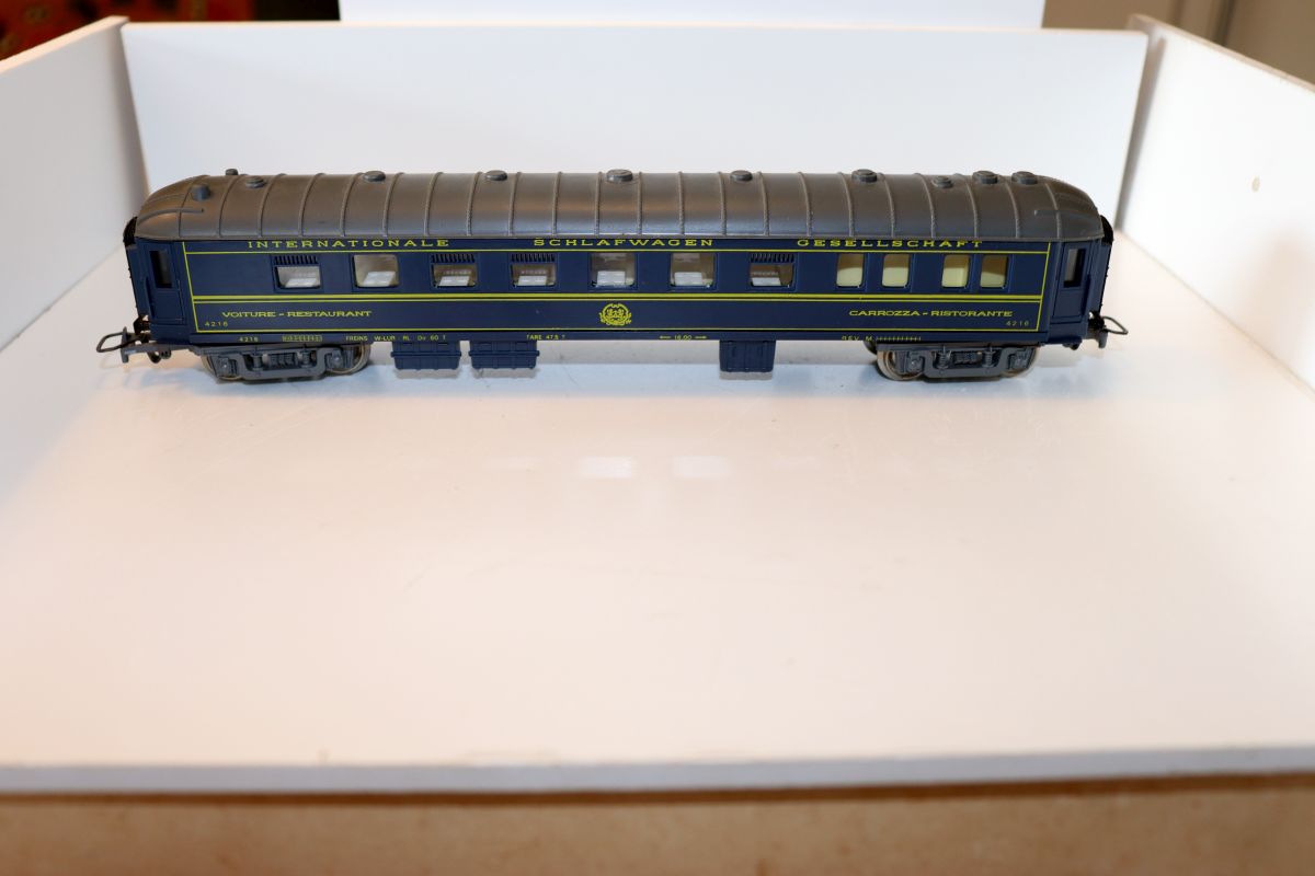Jouef 8600 , dining car C.I.W.L., blue “Internationale Schlafwagen Gesellschaft”, DC, for gauge H0, see pictures,