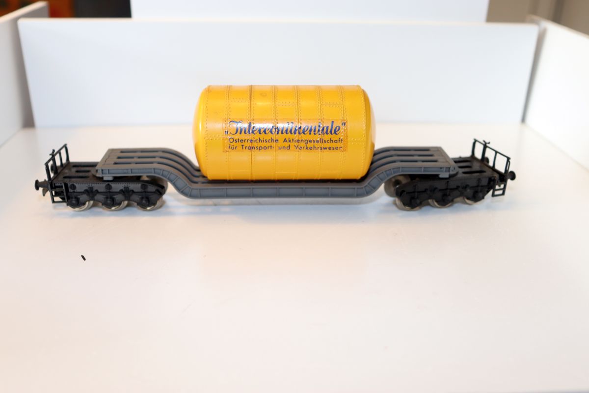 Kleinleinbahn 348, ÖBB low loader wagon with "Intercontinentale" transport container, DC, for H0 gauge, see pictures, without original packaging,