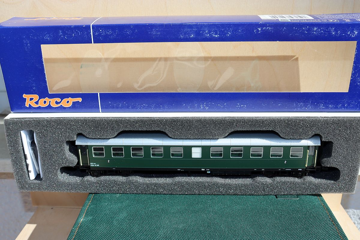 Roco 64260, Spantenwagen, 2,Klasse der ÖBB, DC, Spur H0