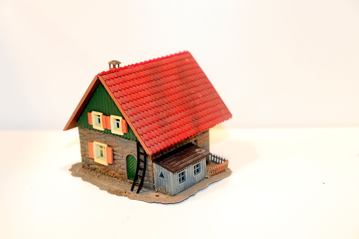  Modellbau SW20269, mill with water wheel, illuminated and electrically driven, (already assembled from kit, the item comes from a dismantled layout), for H0 gauge,