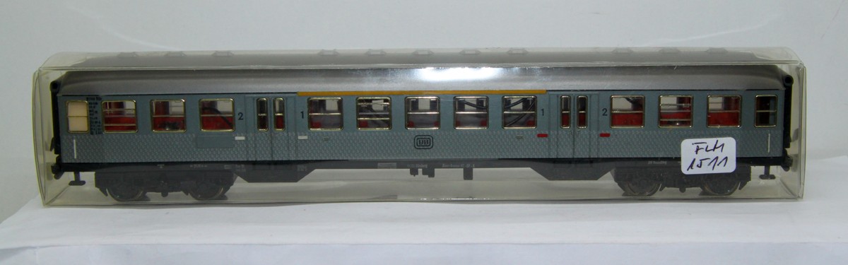 Fleischmann 1511, Silberling 1./2.Klasse der DB, Epoche.4, DC, Spur H0, mit Ersatzverpackung,