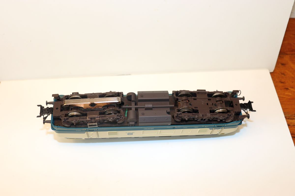 Märklin 29051 Diesellok BR218 257-4, beige/türkis aus Startpackung, mfx, diverse Soundfunktionen