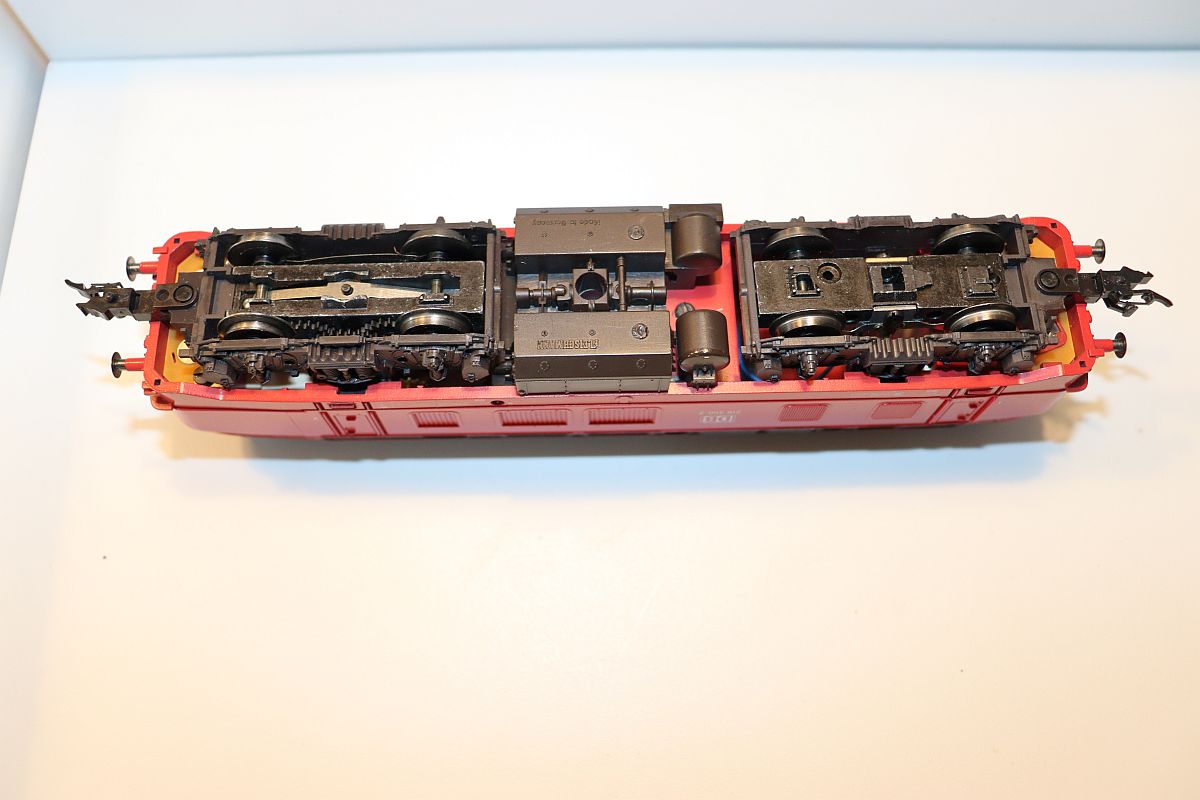 Fleischmann SW20796, Diesellok BR 218 350-7 der DB, rot/schwarz, DC, Spur H0,