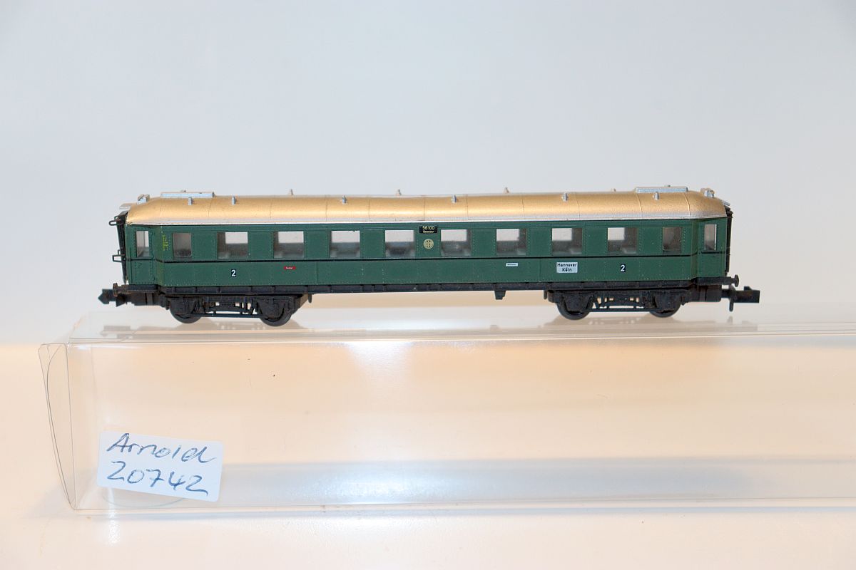 Arnold SW20742, green passenger car, 2nd class “Hanover - Cologne”, DC, N scale, 