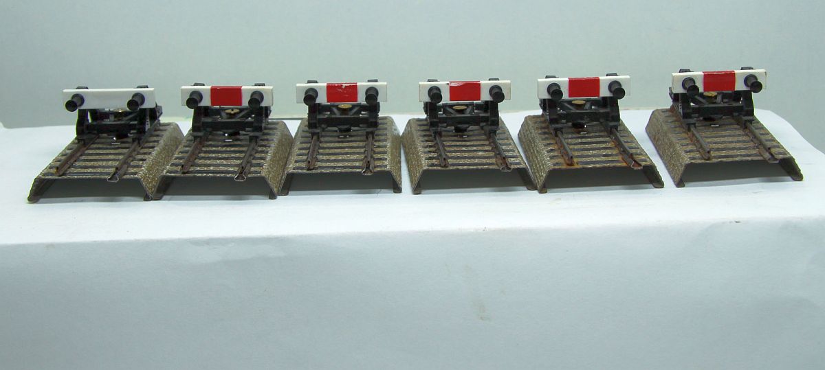 Märklin 7391, end of track with buffer stop M track, H0 scale,