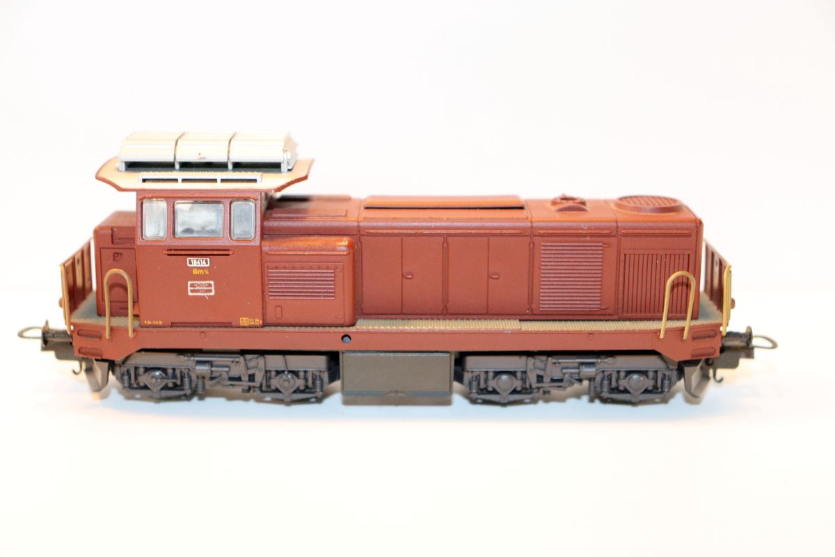 Lima SW21065, diesel locomotive, red-brown, “18414”, DC, for gauge H0, see pictures,