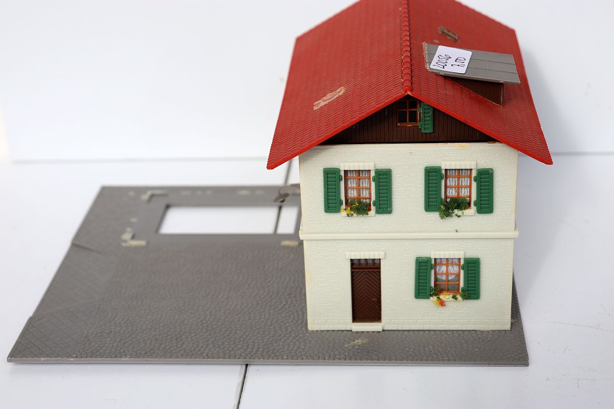Modellbau SW20056, Zweifamilienhaus, Spur H0