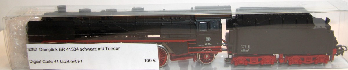 Verpackung der Märklin 3082, Dampflokomotive mit Schlepptender BR 41 der DB,