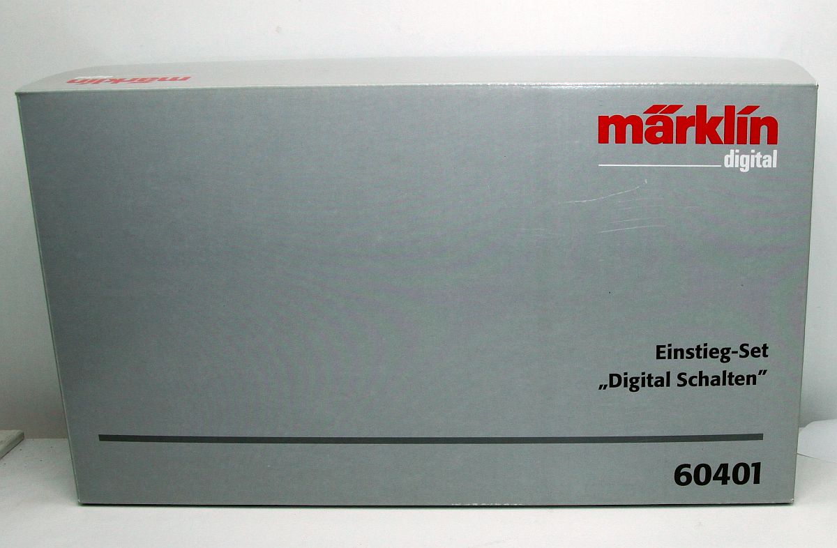 Märklin 60401, Einstiegset "Digital Schalten". Bestehend aus einem Keyboard (Digital-Stellpult, Nr. 6040) und 4 Decoder k 83