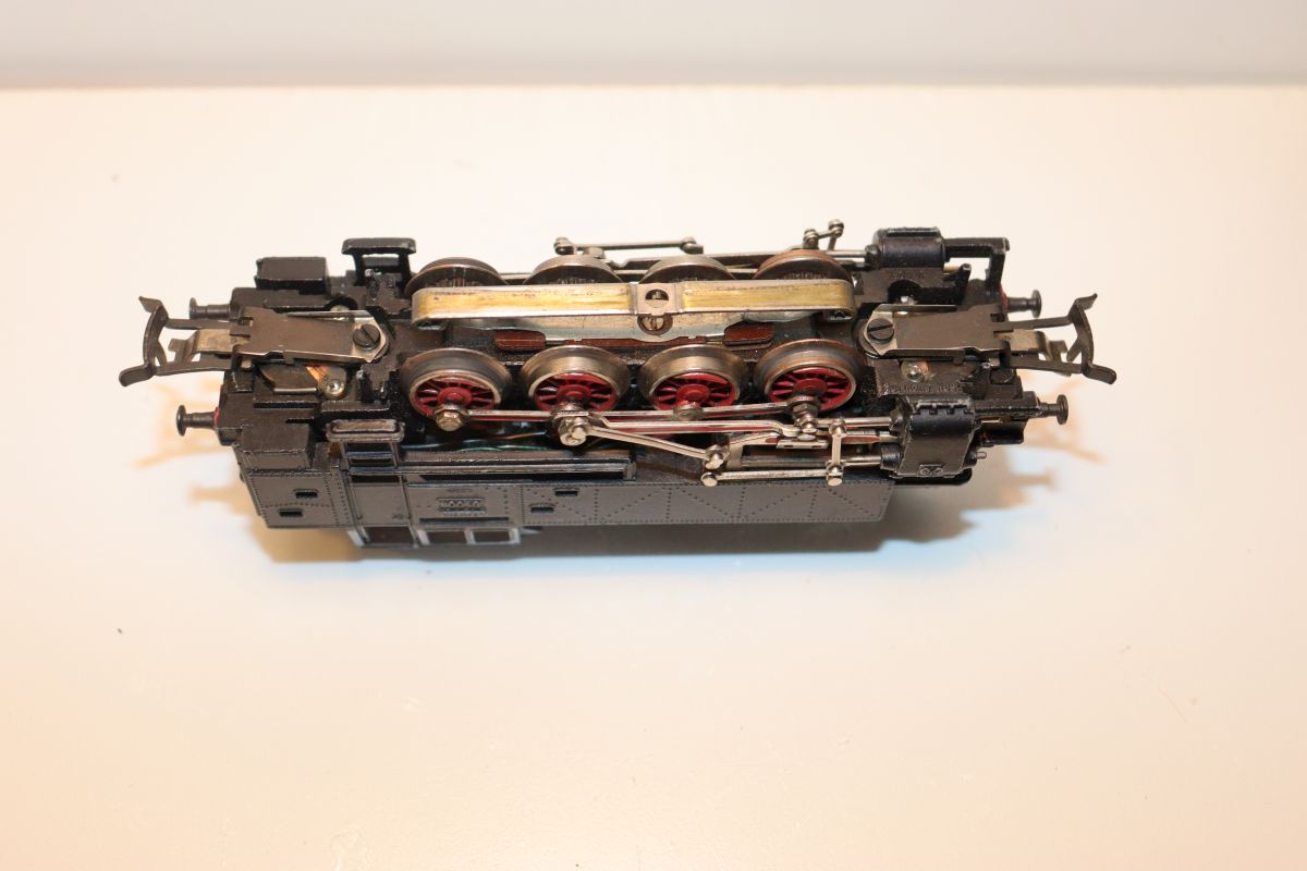 Märklin 3031, Tenderlok BR 81004 der DB, schwarz, Telexkupplung, Handschalthebel