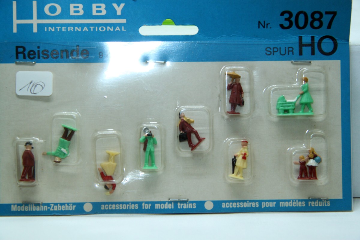 Hobby International 3087, Reisende, 9 Stück, für Spur H0, in Originalverpackung 