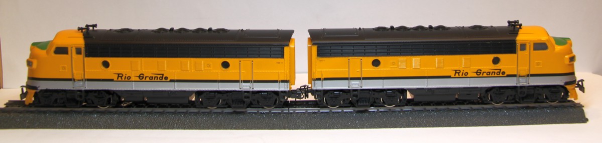 Diesellok, amerikanische F7, schwarz/gelb/silber, Aufschrift Rio Grande