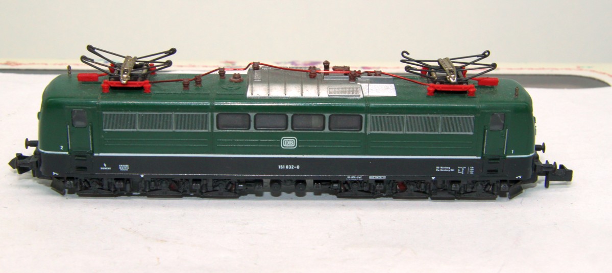 Arnold  Elektrolokomotive BR 151-032-0, grün, DC, Spur N, in Ersatzverpackung